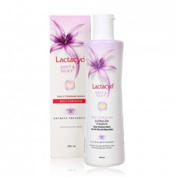 Dung dịch vệ sinh phụ nữ giữ ẩm LACTACYD SOFT & SILKY